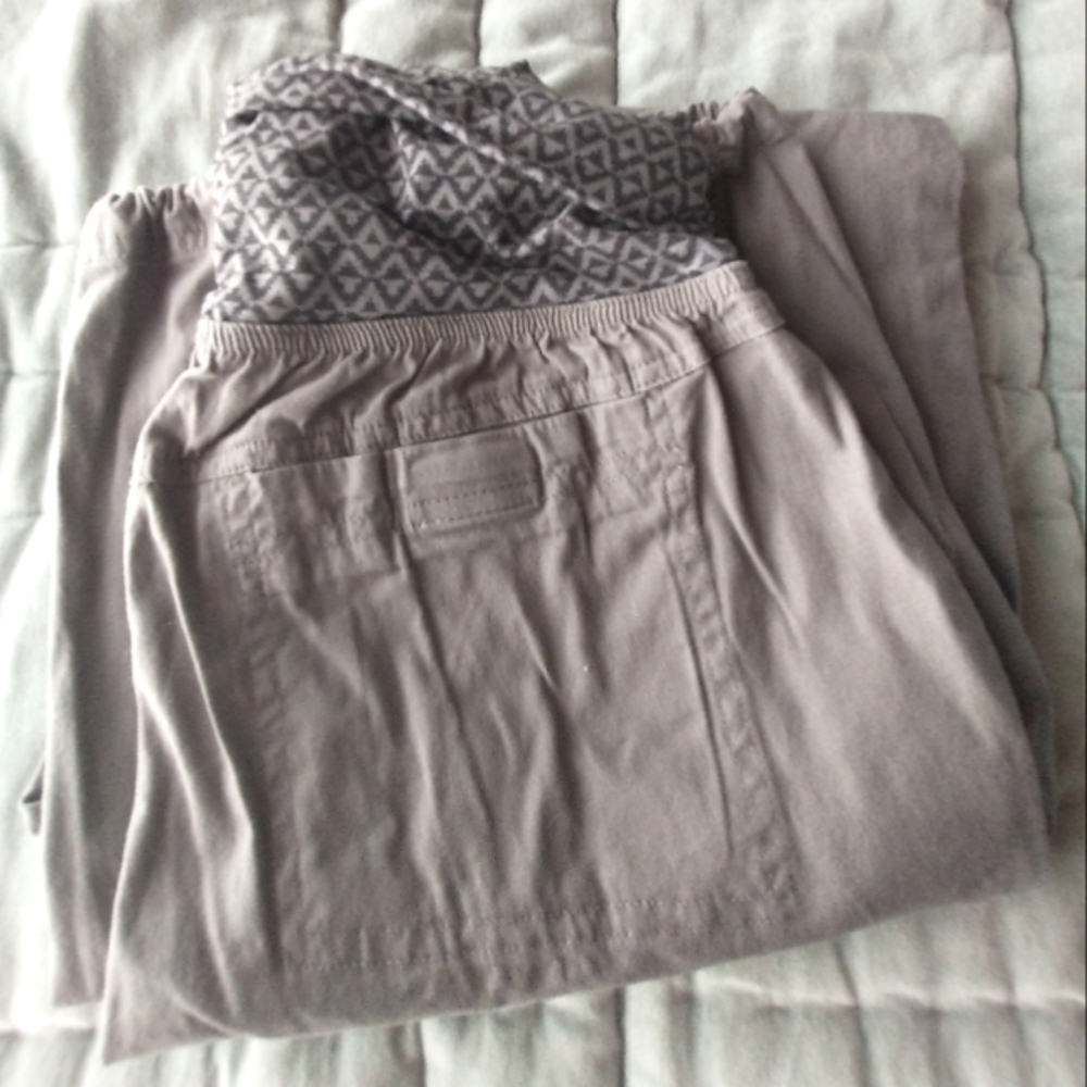 PRANA pants foldover waist band cinchable hemline pockets front and 1 back